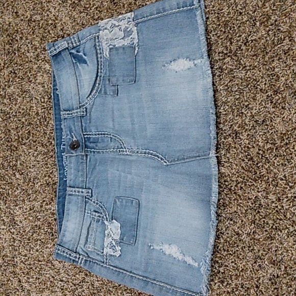 Cowgirl tuff - Picture 4 of 7